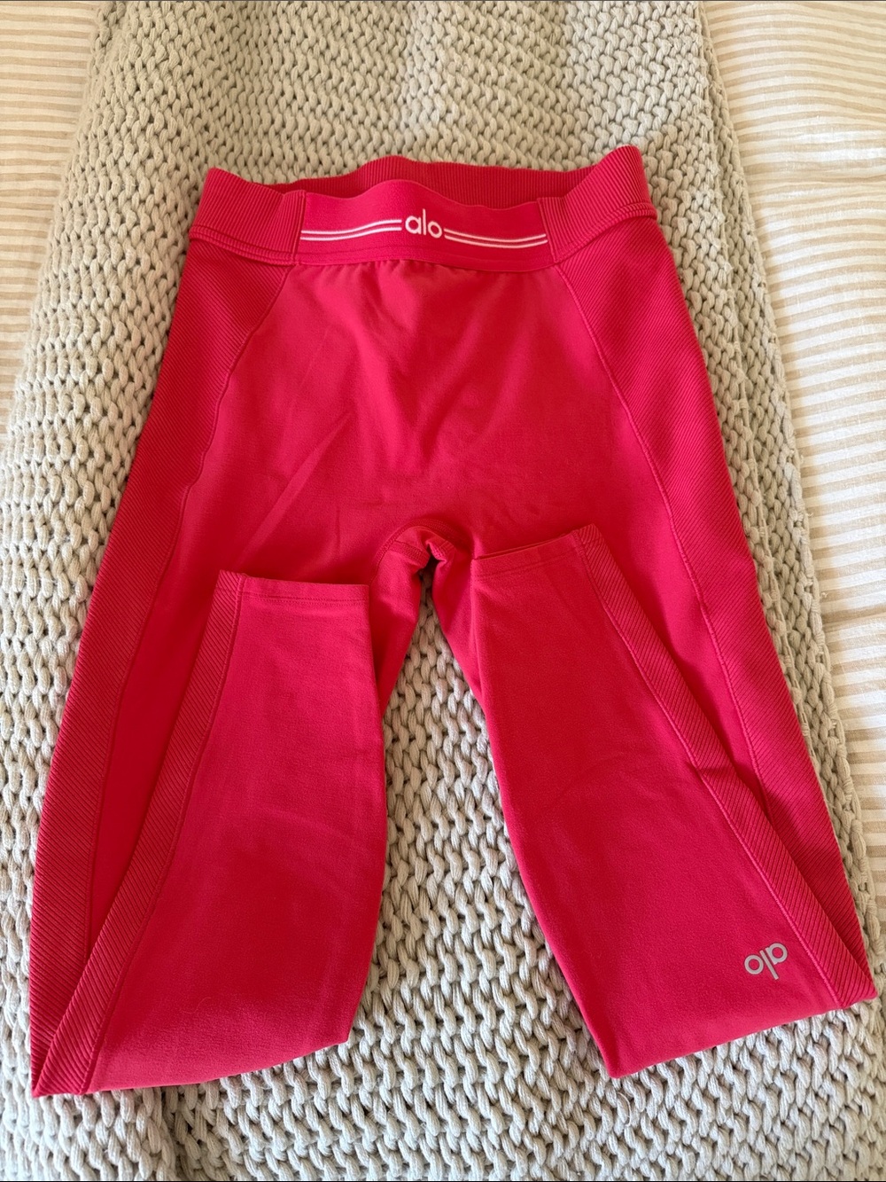 ALO Leggings